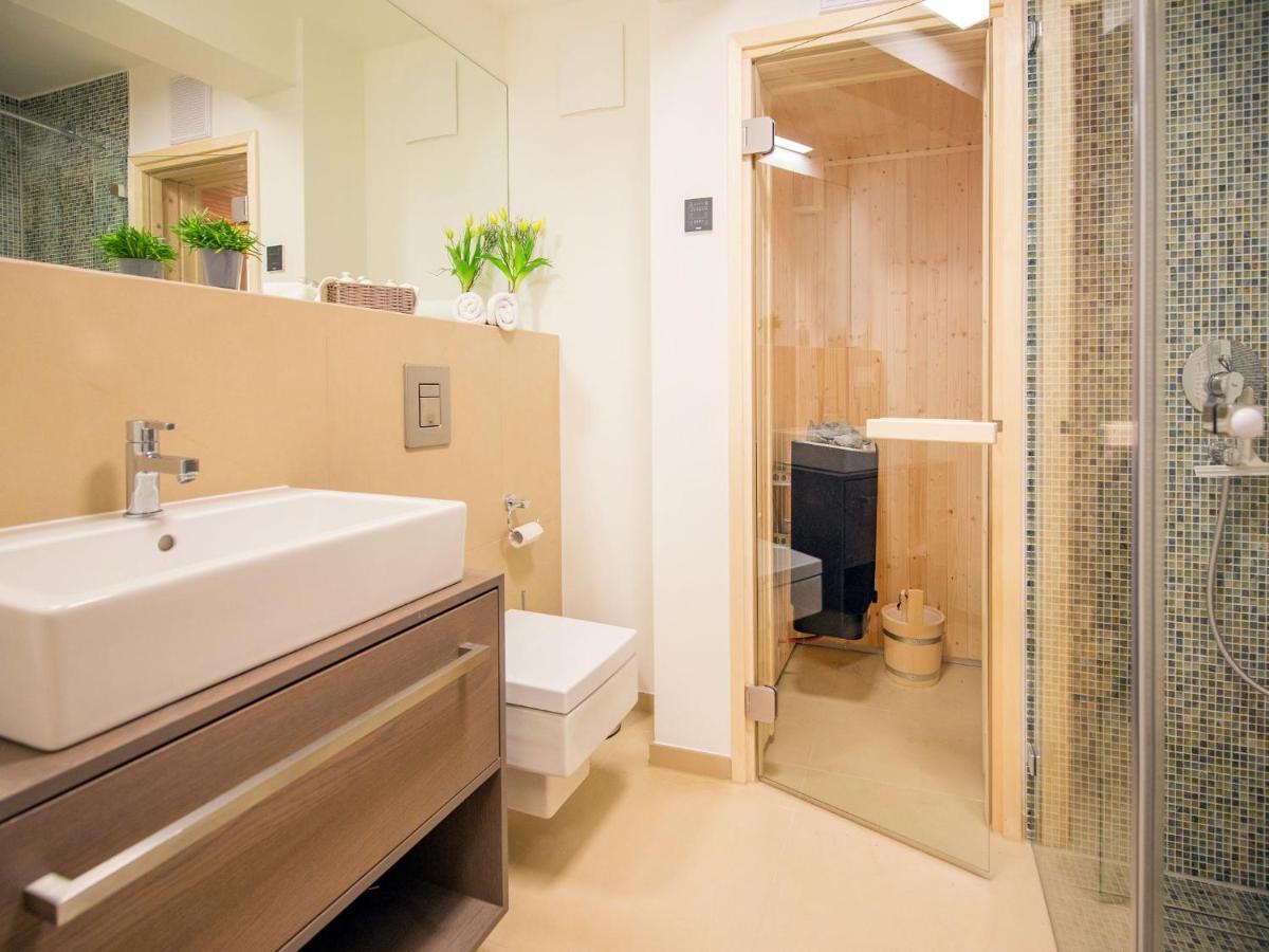 Apartment Duenenresidenz Prora - Ferienwohnung In Toplage Mit Meerblick, Balkon Und Sauna Np-221 Binz